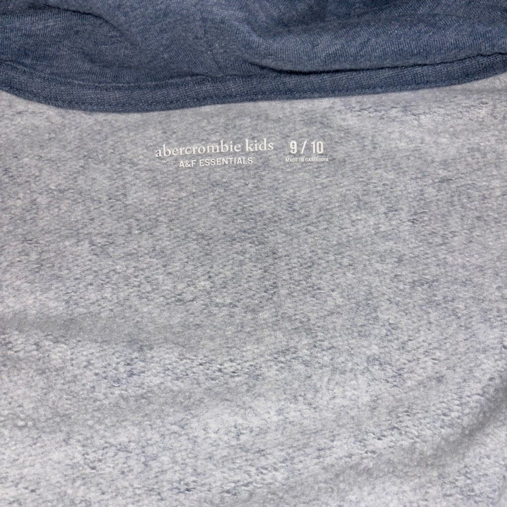 Abercrombie Kids Full-Zip Jacket Abercrombie Logo Fleece Hoodie with Pockets - Picture 3 of 5